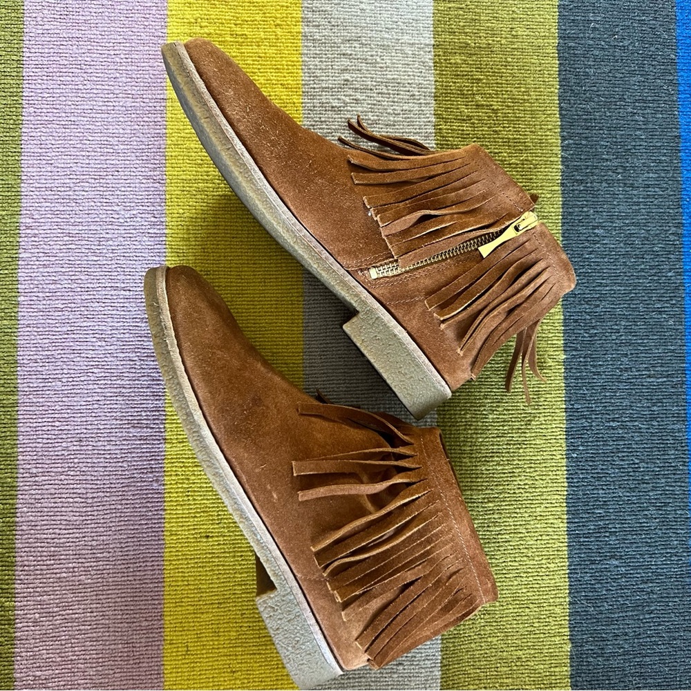 Kate Spade Saks Betsie Suede Fringe Boots • 7.5